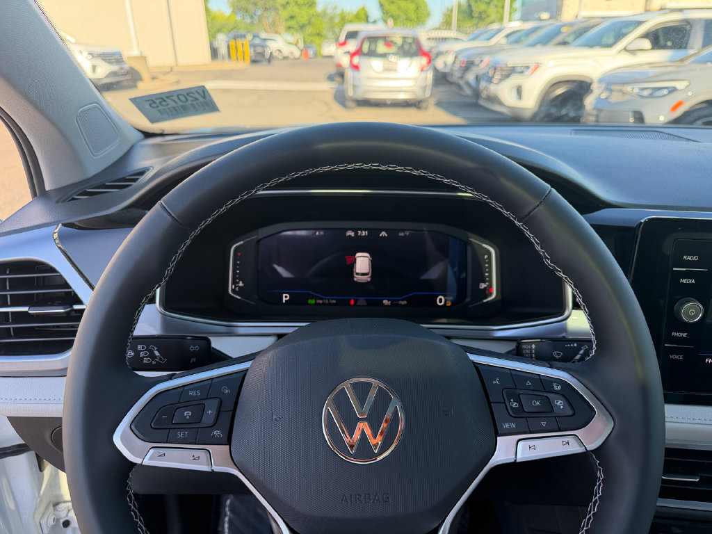 New 2026 Volkswagen Taos SEL AWD/4WD image 14