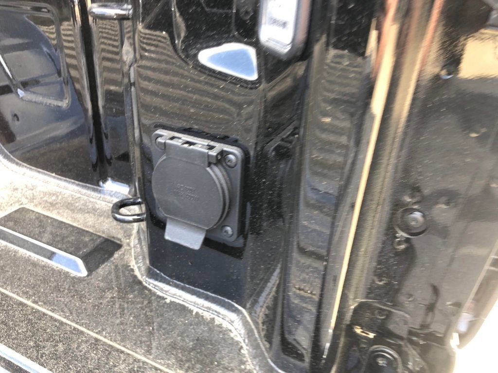 New 2025 GMC Sierra 1500 Elevation image 42