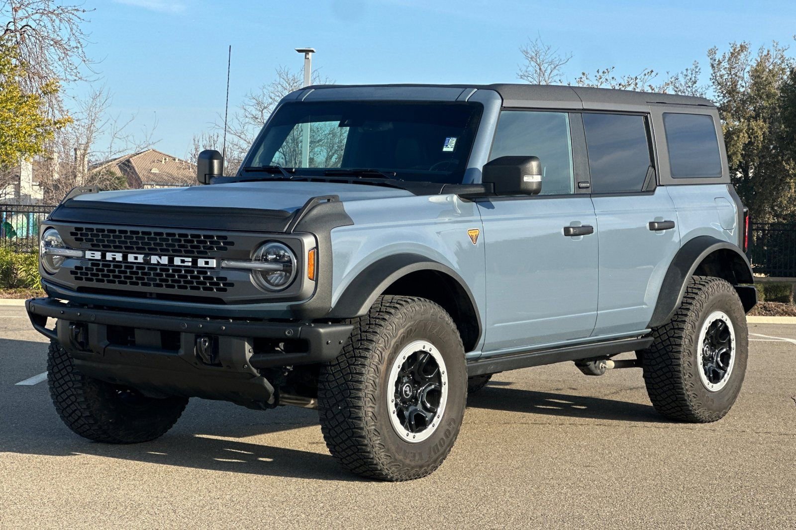 Used 2023 Ford Bronco Badlands image 8