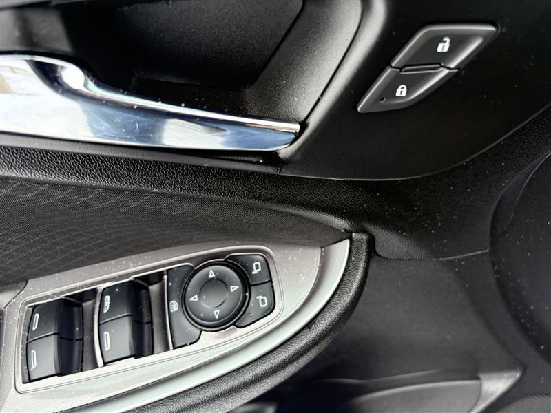 Used 2024 Chevrolet Malibu LT image 10