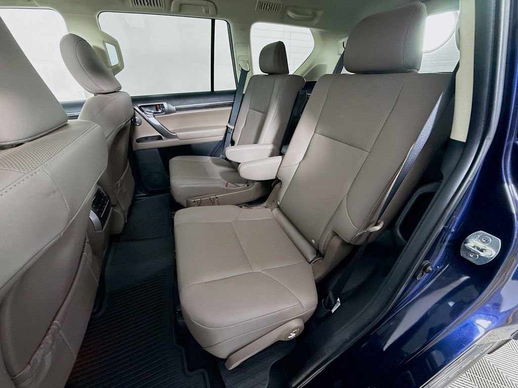 Used 2023 Lexus GX 460 Premium image 26