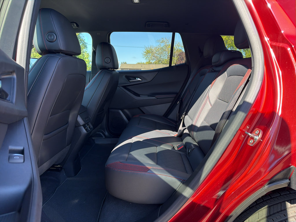 New 2027 Chevrolet Equinox RS w/ Convenience Package III AWD/4WD image 16