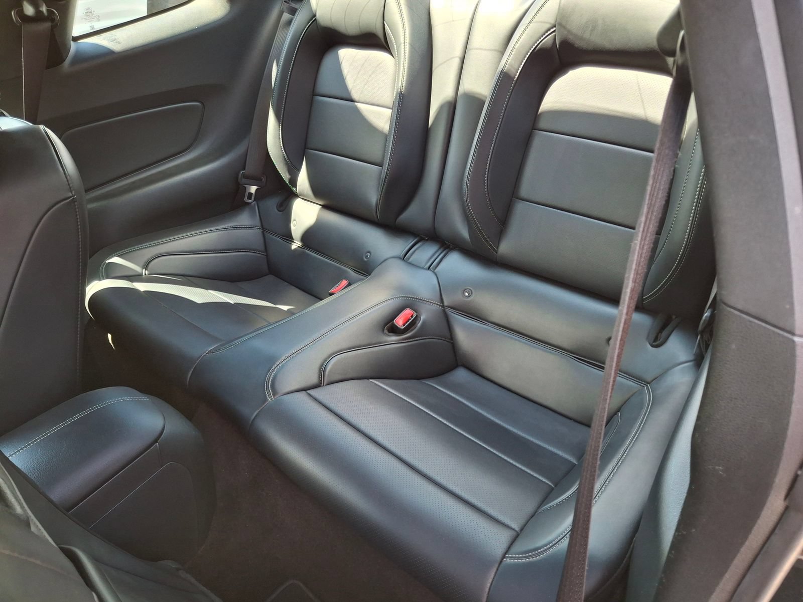 Used 2016 Ford Mustang GT Premium w/ Equipment Group 401A RWD image 19