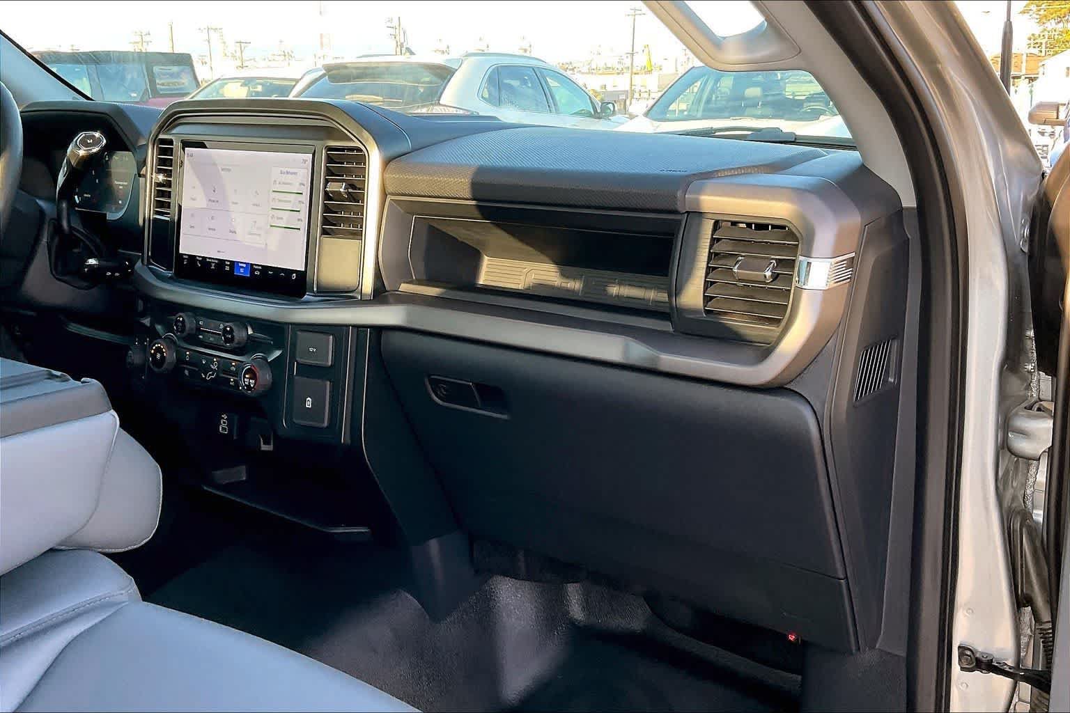Used 2025 Ford F150 XL AWD/4WD image 23