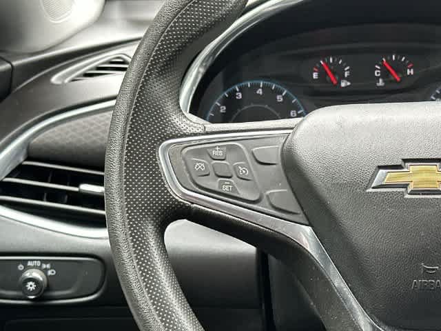Used 2020 Chevrolet Malibu LT FWD image 9