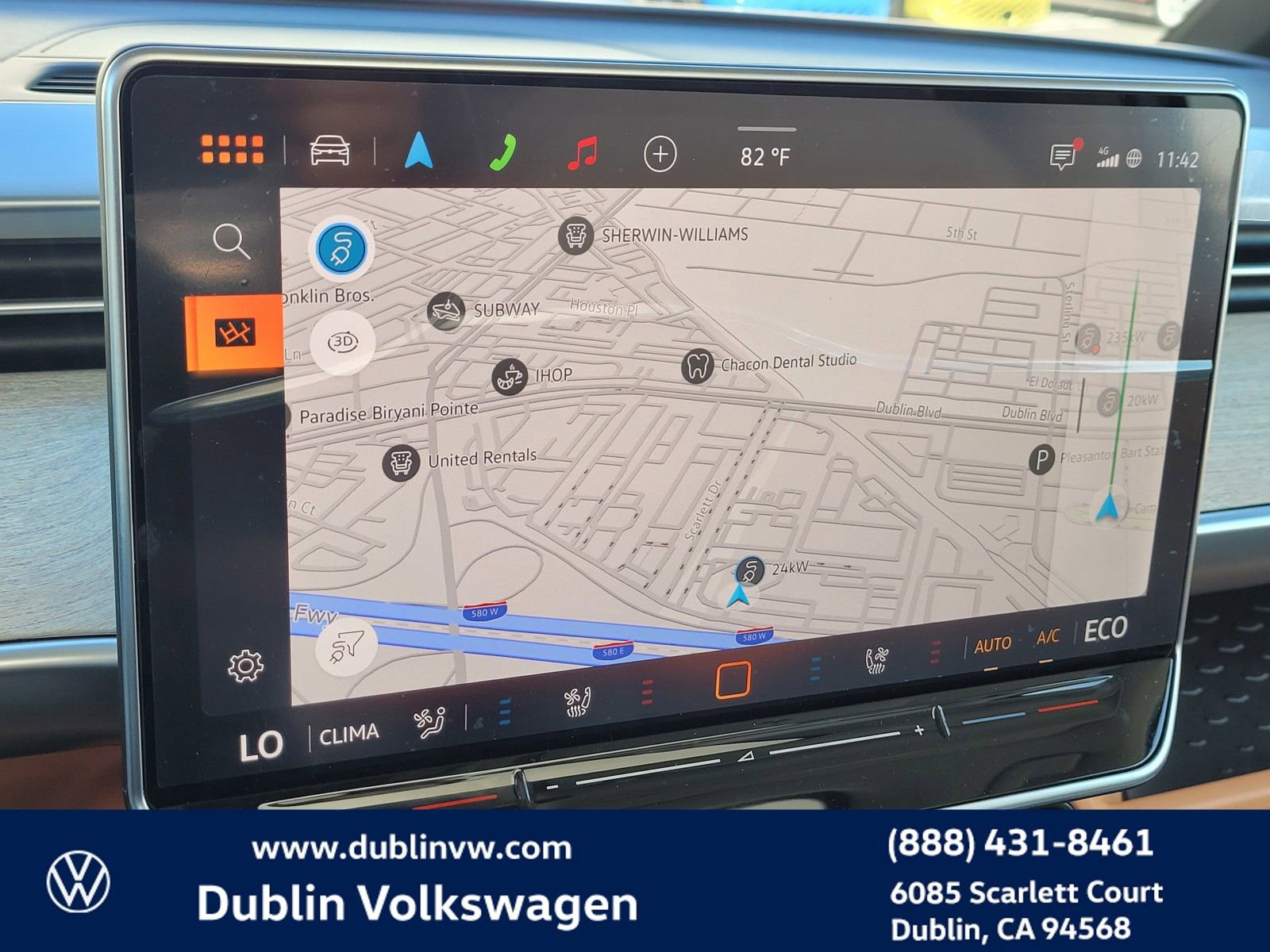 New 2025 Volkswagen ID. Buzz 1st Edition image 16