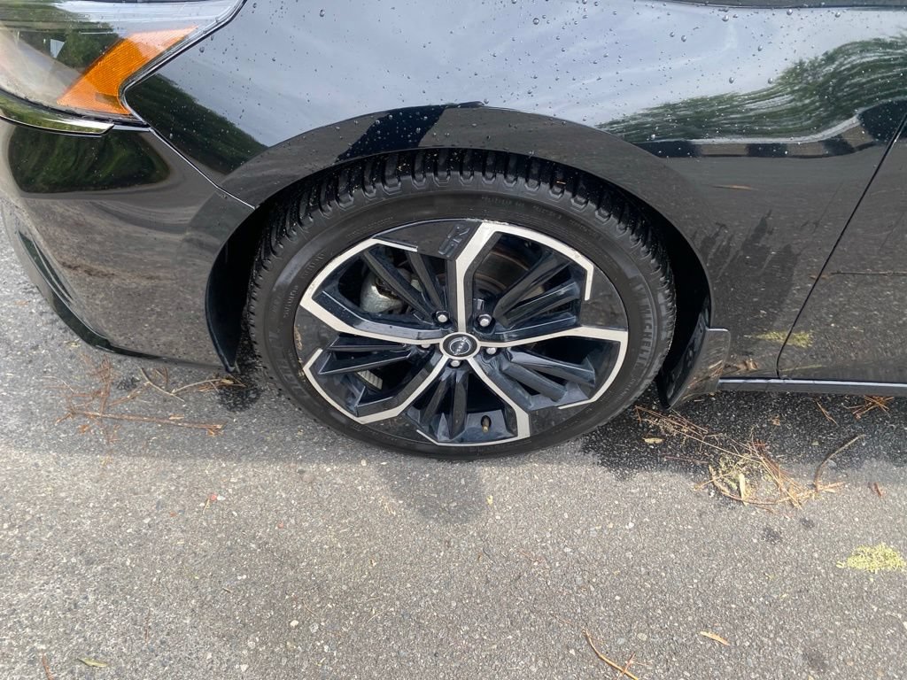 Certified 2024 Nissan Altima 2.5 SR AWD/4WD image 10