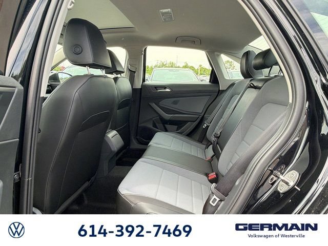 New 2026 Volkswagen Jetta SE FWD image 12