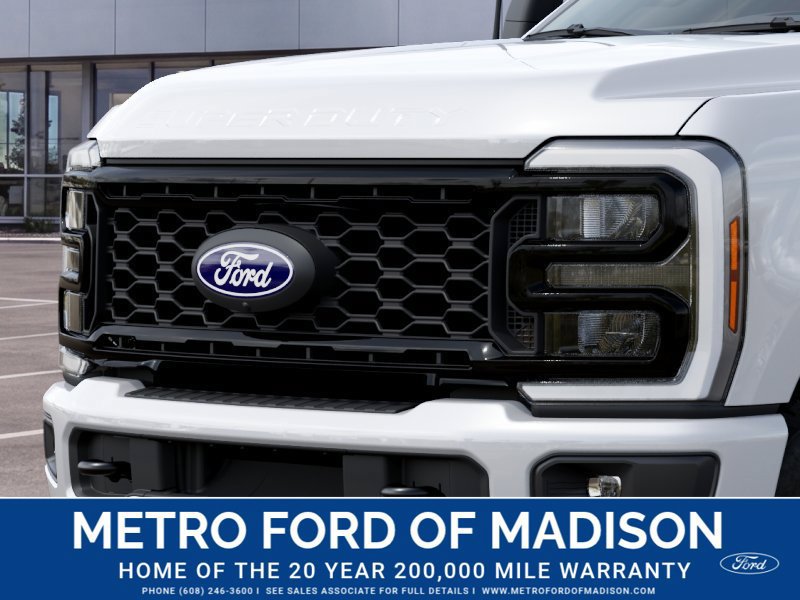 New 2027 Ford F250 XLT w/ XLT Premium Package AWD/4WD image 17
