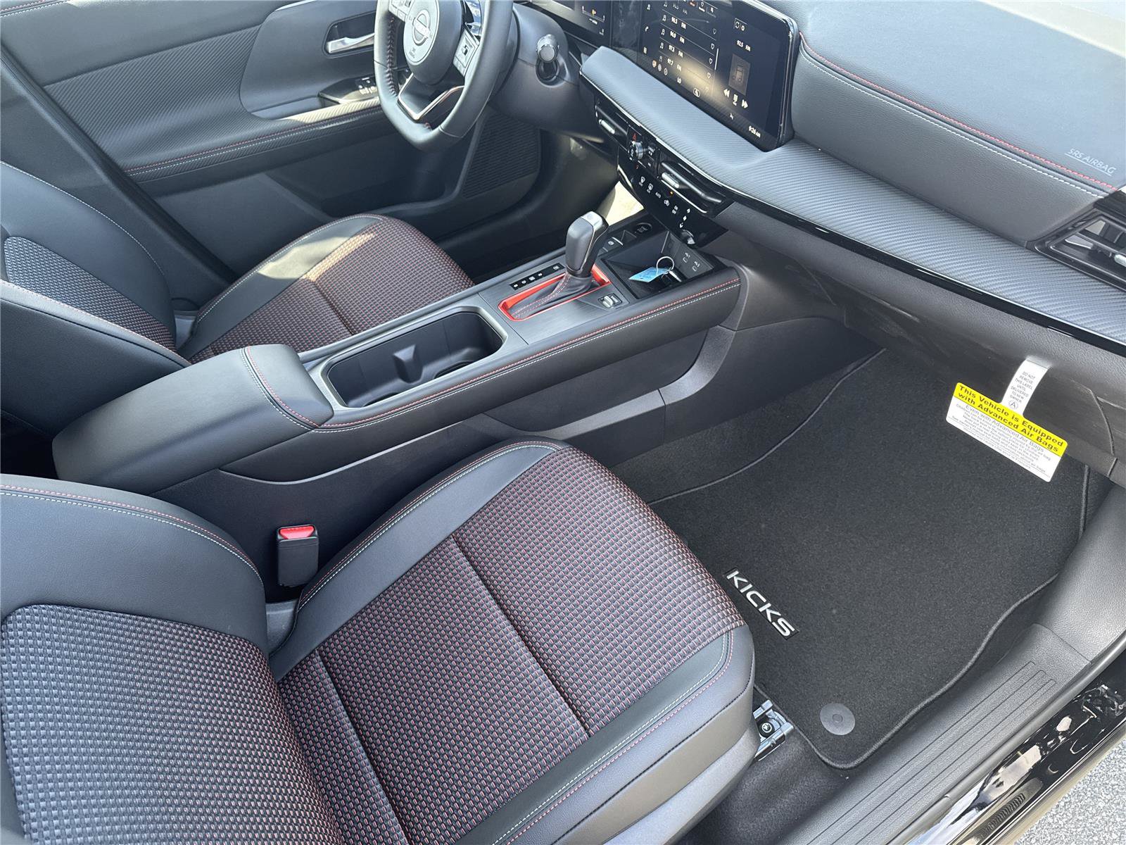 New 2026 Nissan Kicks SR FWD image 33