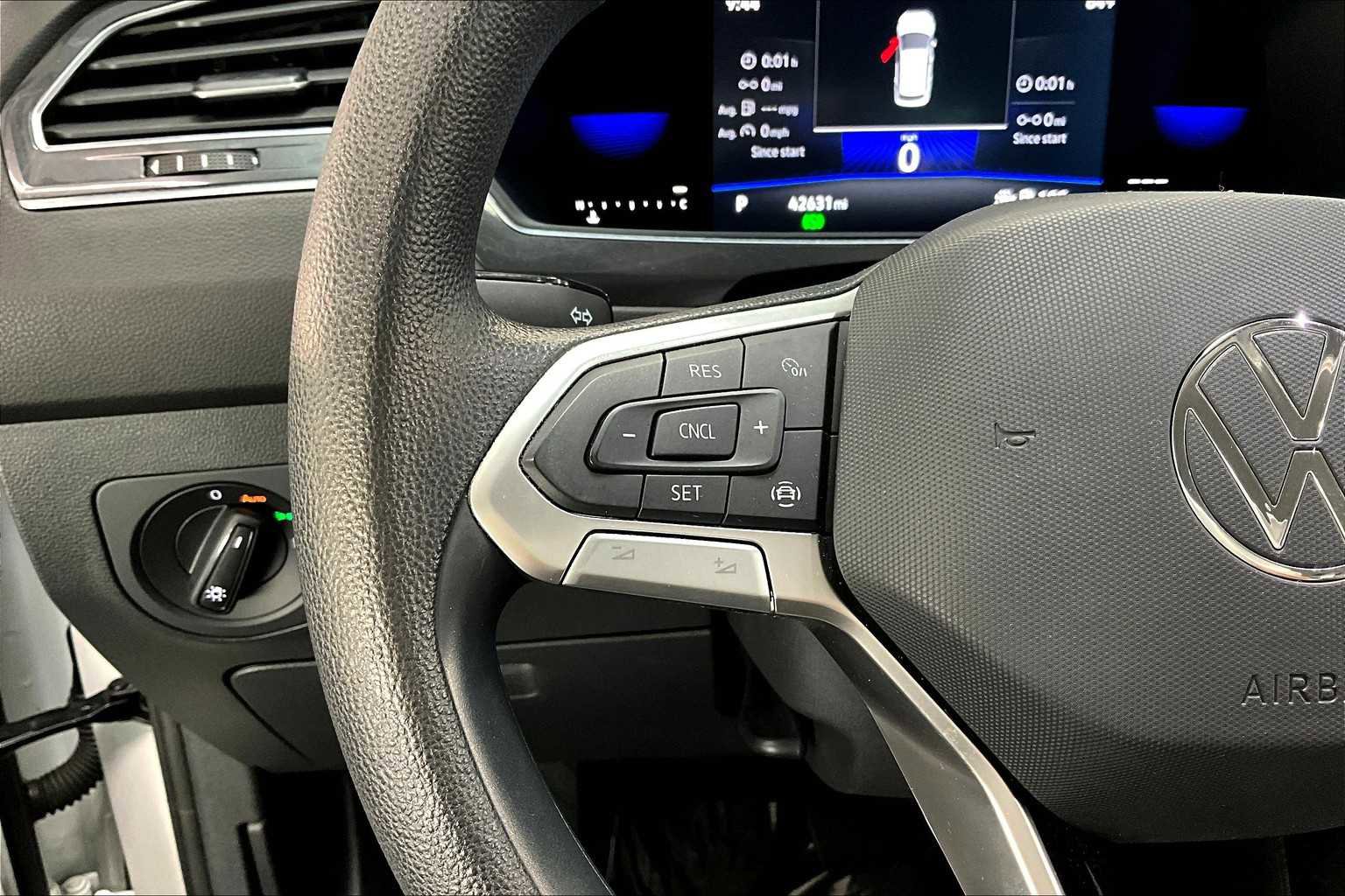 Used 2022 Volkswagen Tiguan S image 20