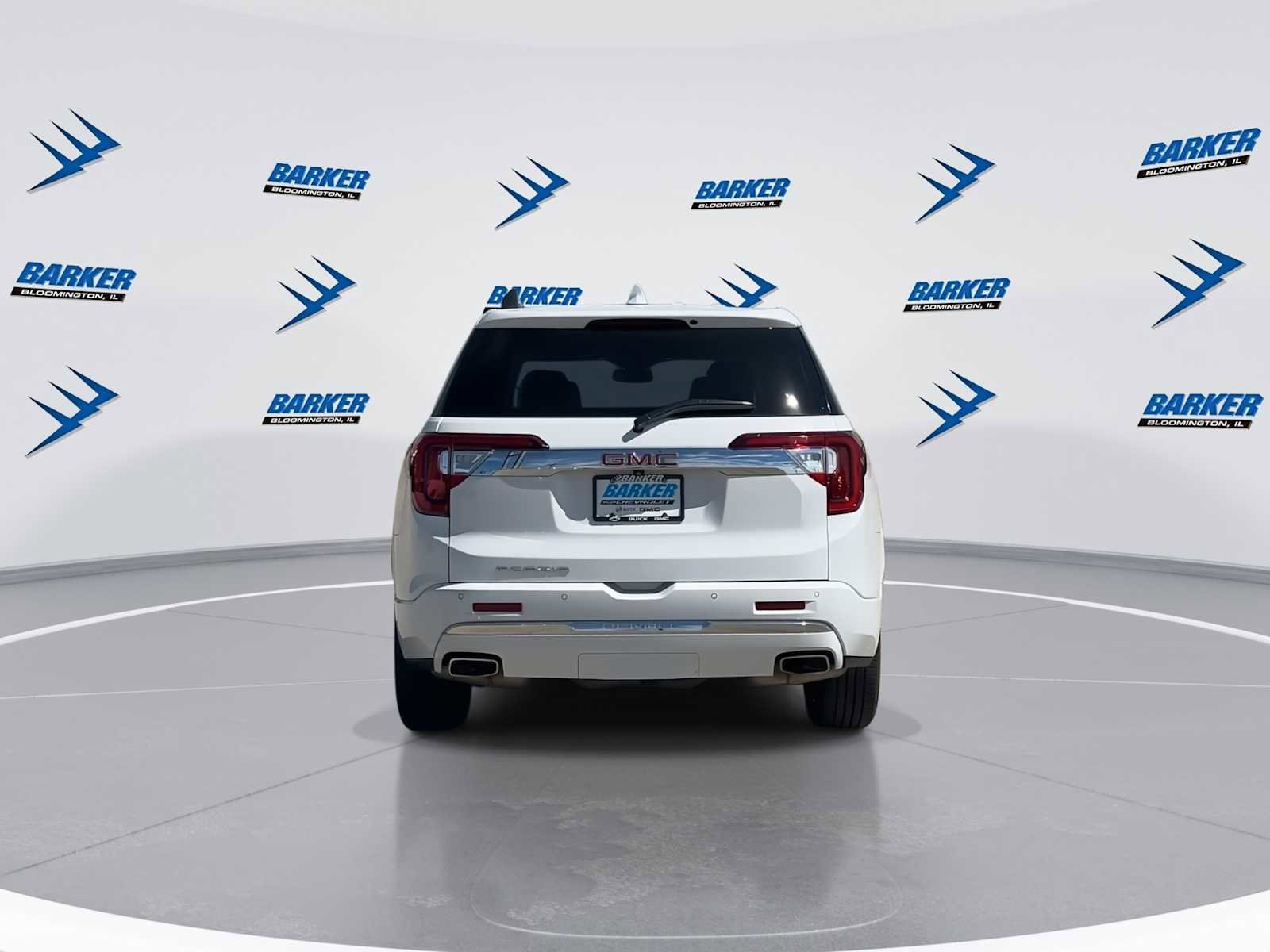 Used 2023 GMC Acadia Denali image 8