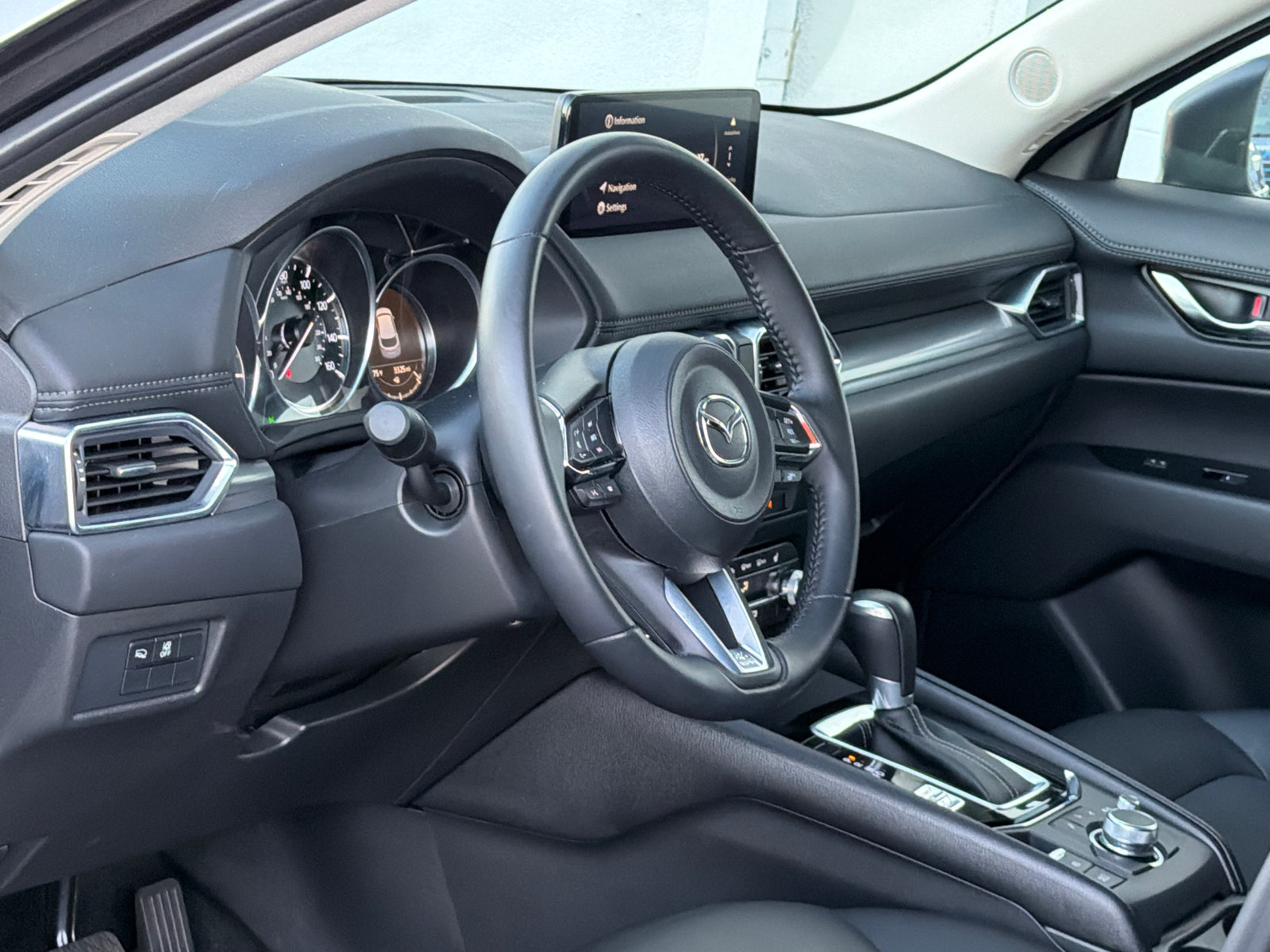Certified 2025 MAZDA CX-5 AWD 2.5 S w/ Select Package image 12