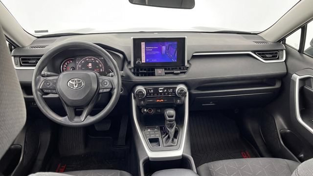 Used 2024 Toyota RAV4 XLE AWD/4WD image 27