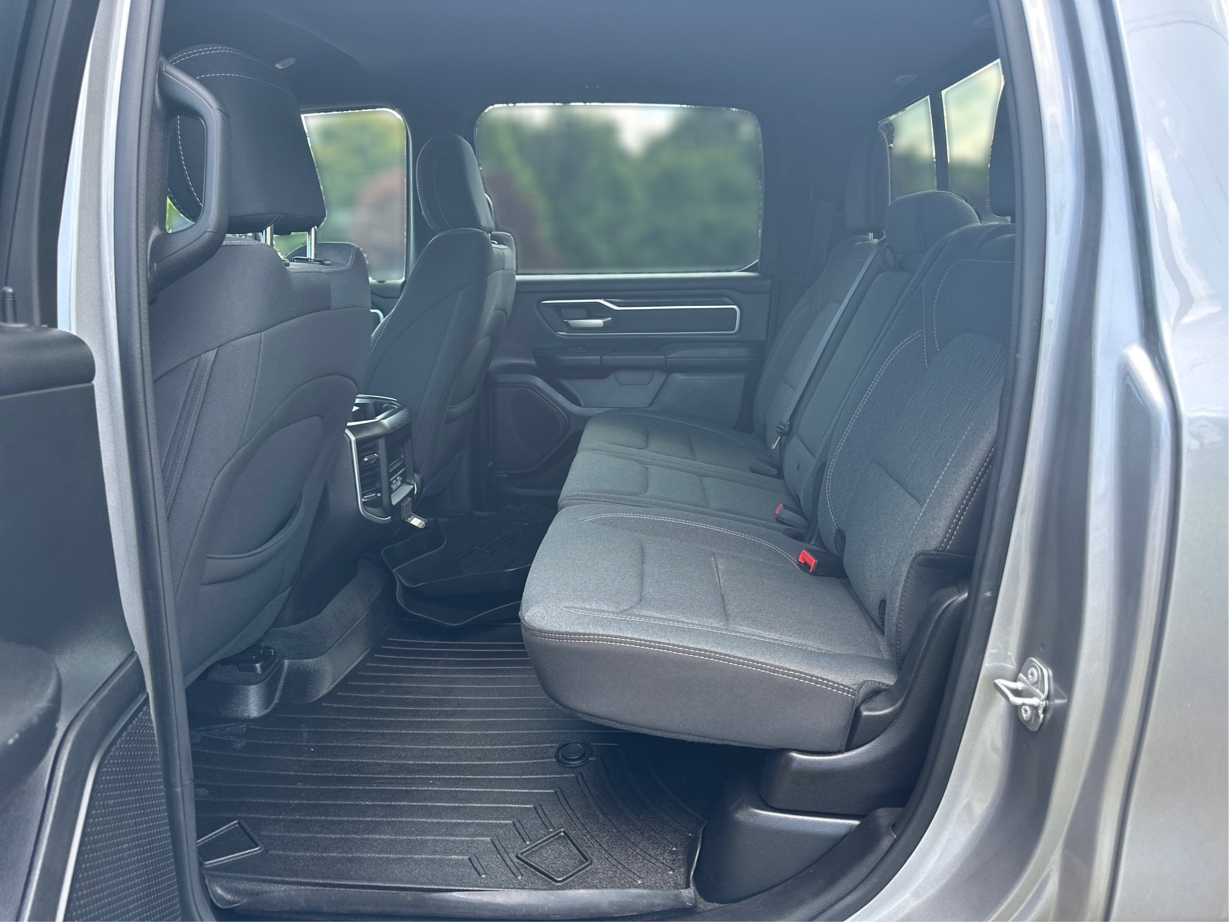 Used 2021 RAM 1500 Big Horn AWD/4WD image 12