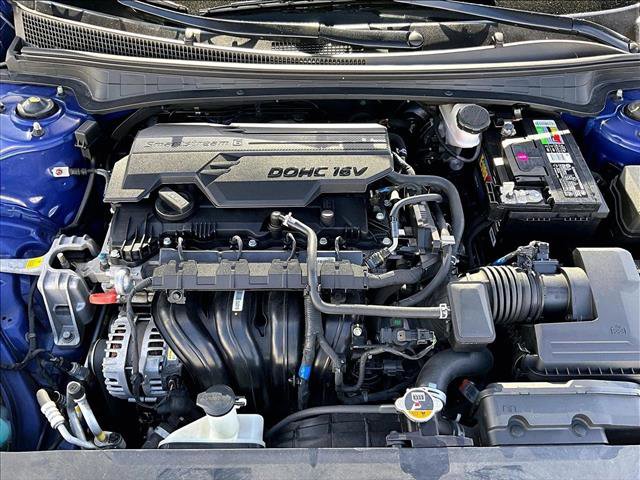 Used 2021 Hyundai Elantra SEL image 11