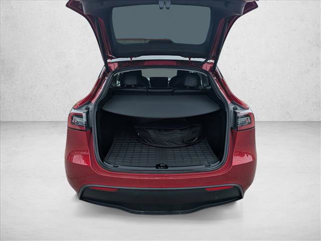 Used 2024 Tesla Model Y Long Range AWD/4WD image 6