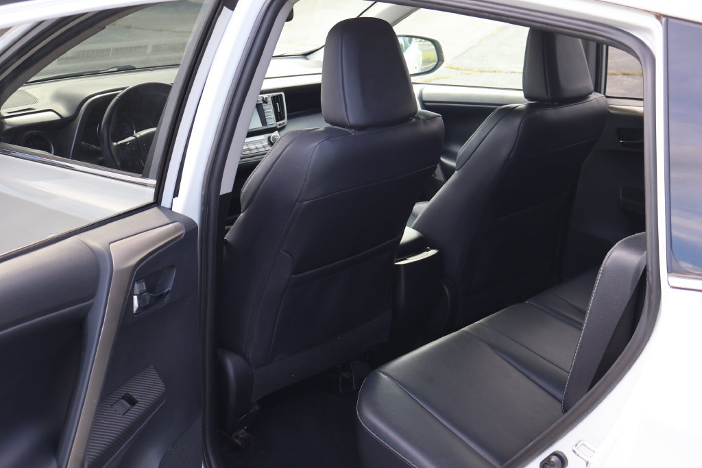 Used 2013 Toyota RAV4 Limited AWD/4WD image 15