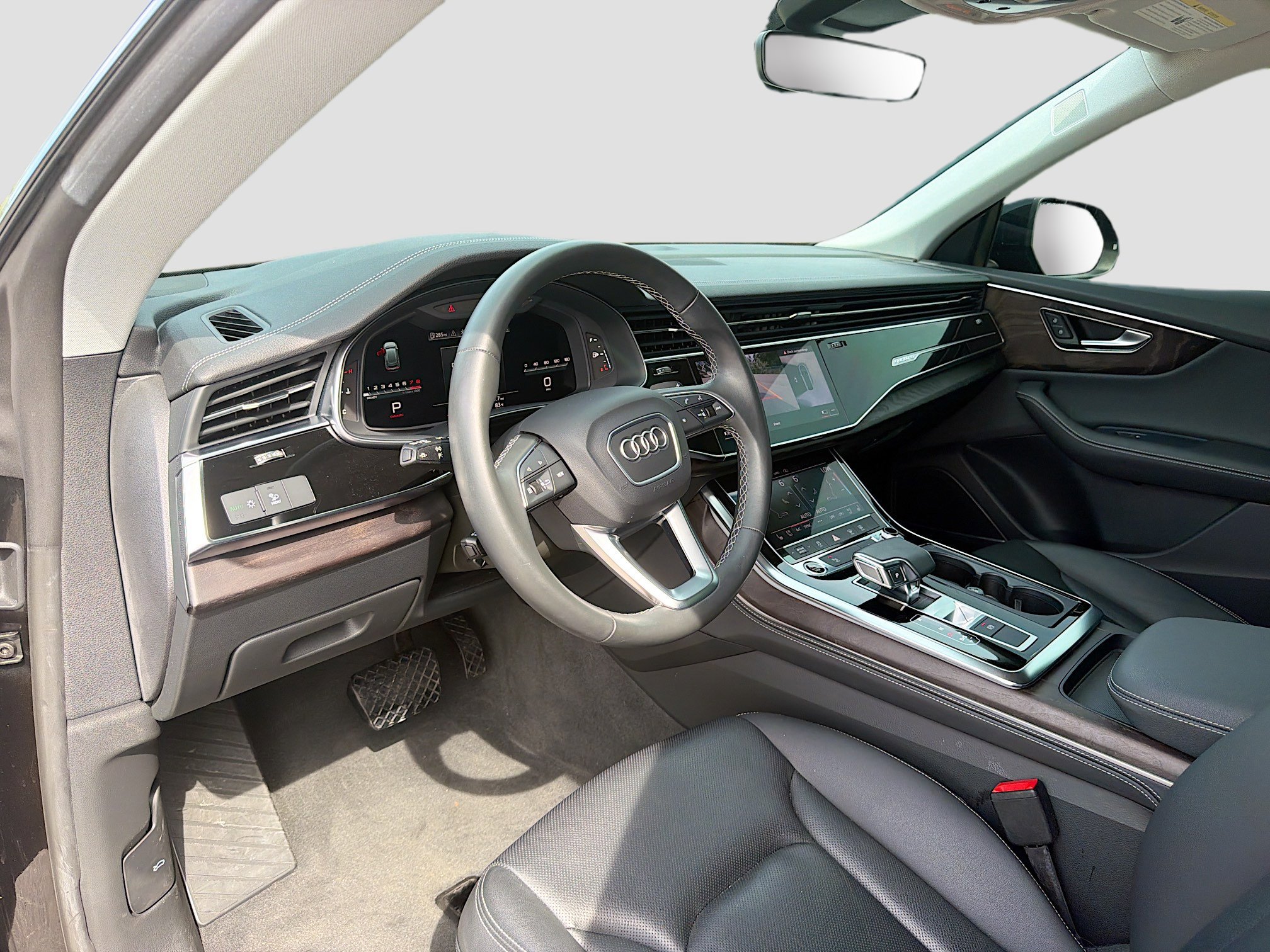 Used 2023 Audi Q8 Premium Plus AWD/4WD image 25