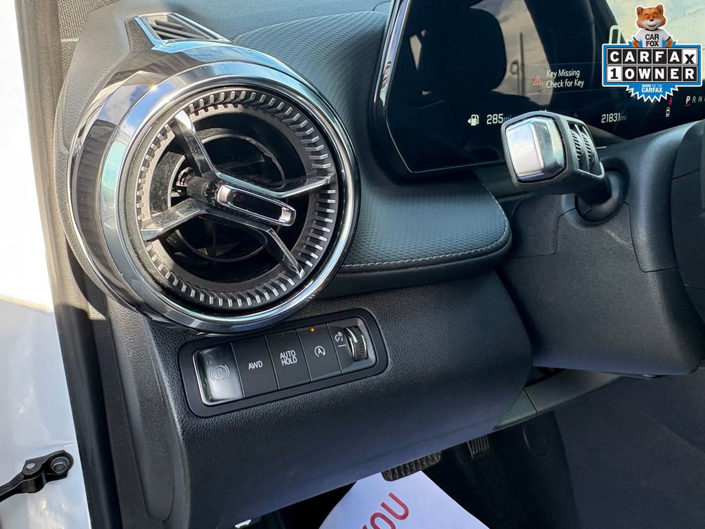 Used 2025 Chevrolet Equinox LT image 15