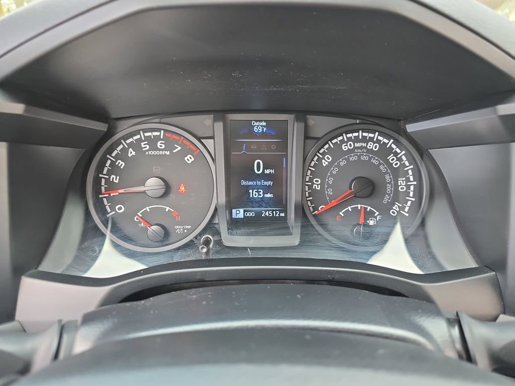 Certified 2023 Toyota Tacoma SR AWD/4WD image 20