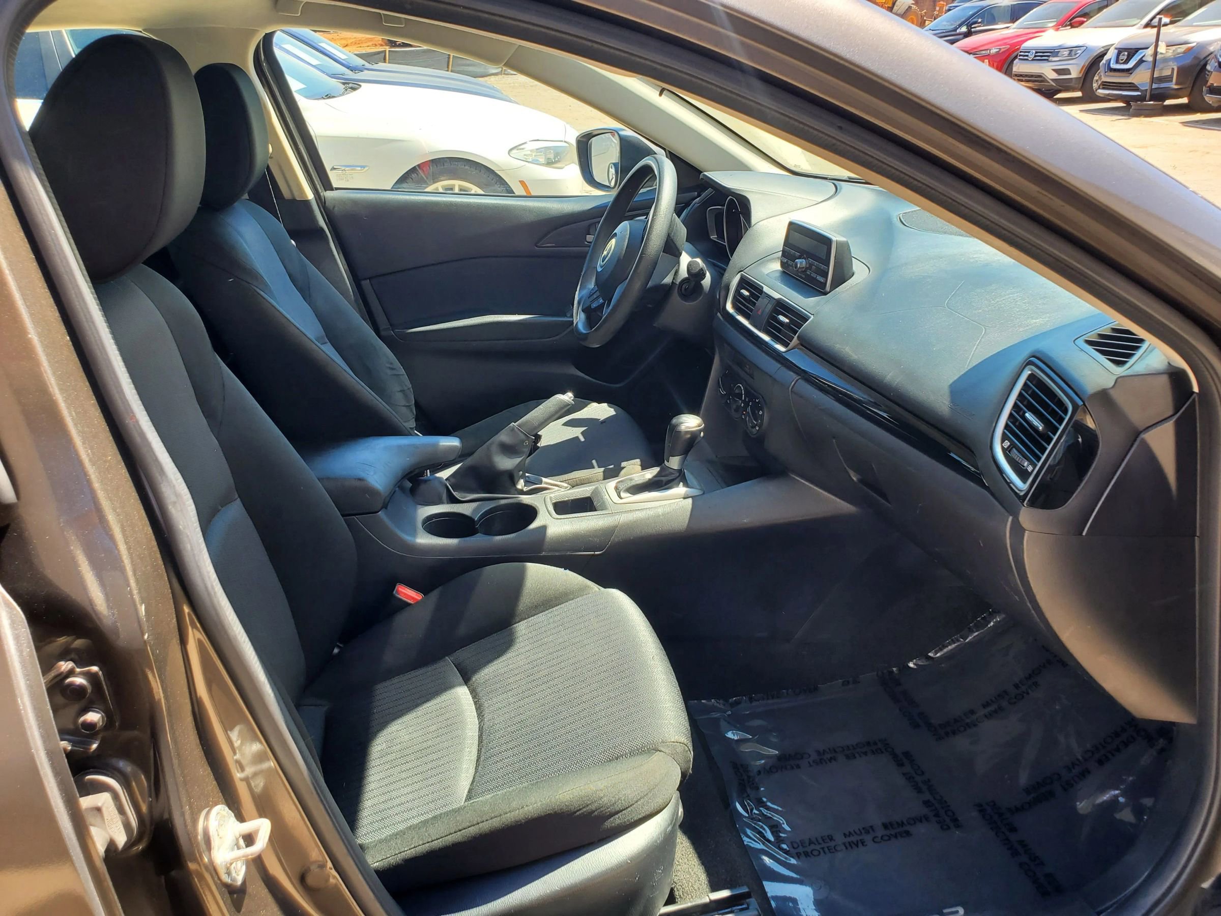 Used 2014 MAZDA MAZDA3 i Sport image 23