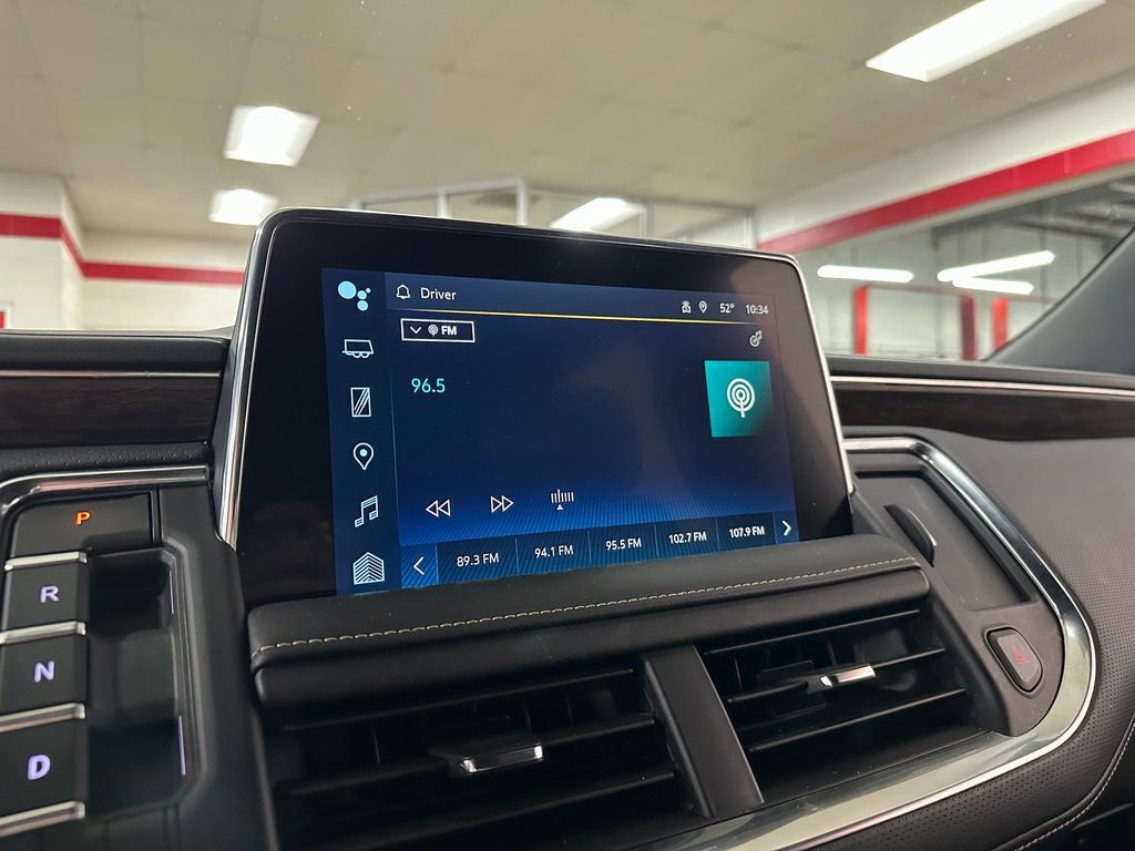 Used 2024 Chevrolet Tahoe Premier AWD/4WD image 24