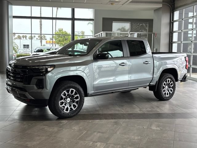 Used 2024 Chevrolet Colorado Z71 w/ Z71 Convenience Package 2 AWD/4WD image 12