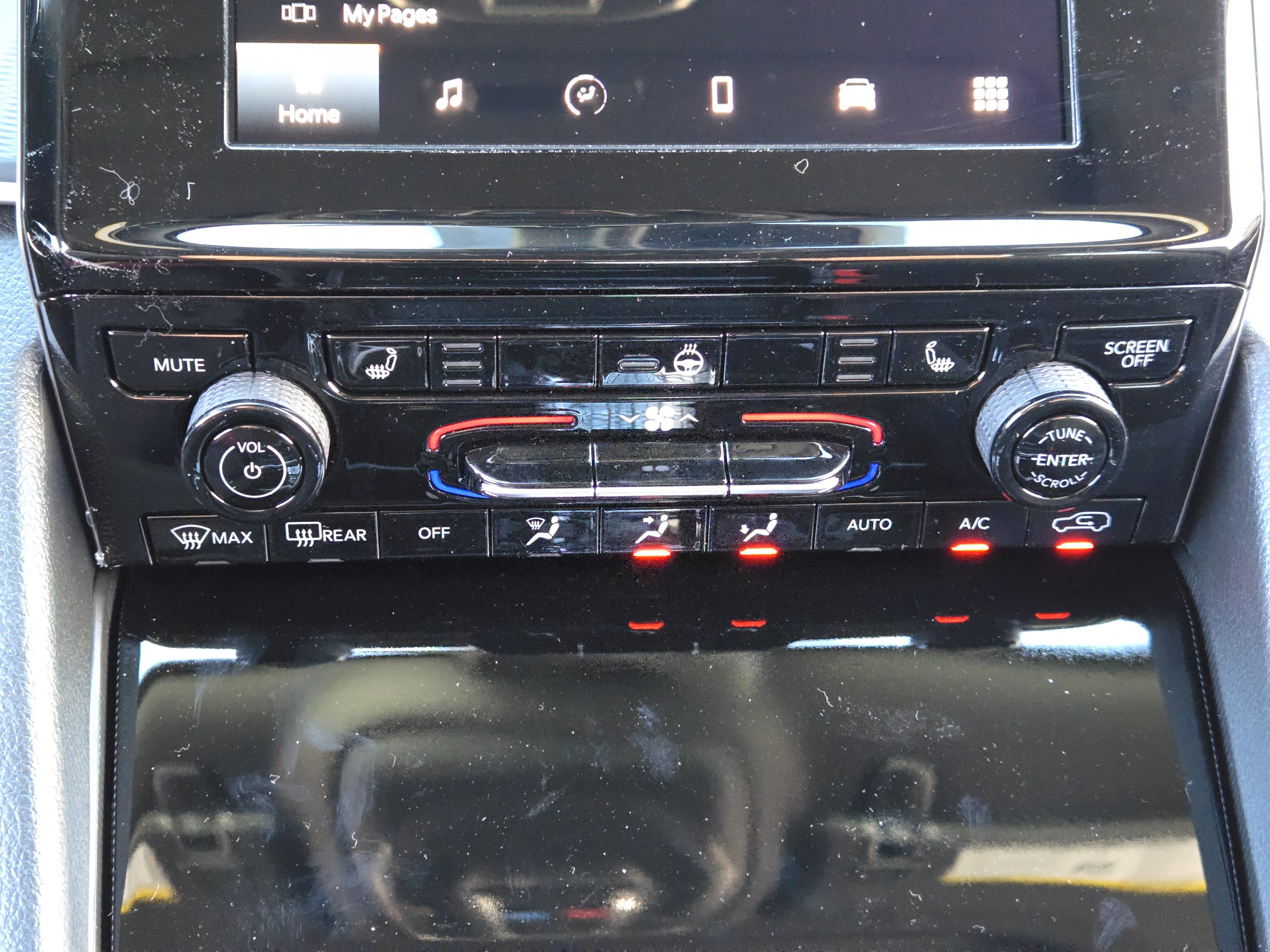 New 2026 Jeep Grand Cherokee Laredo X image 16