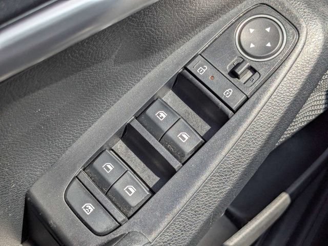 Used 2026 Kia Seltos LX AWD/4WD image 21