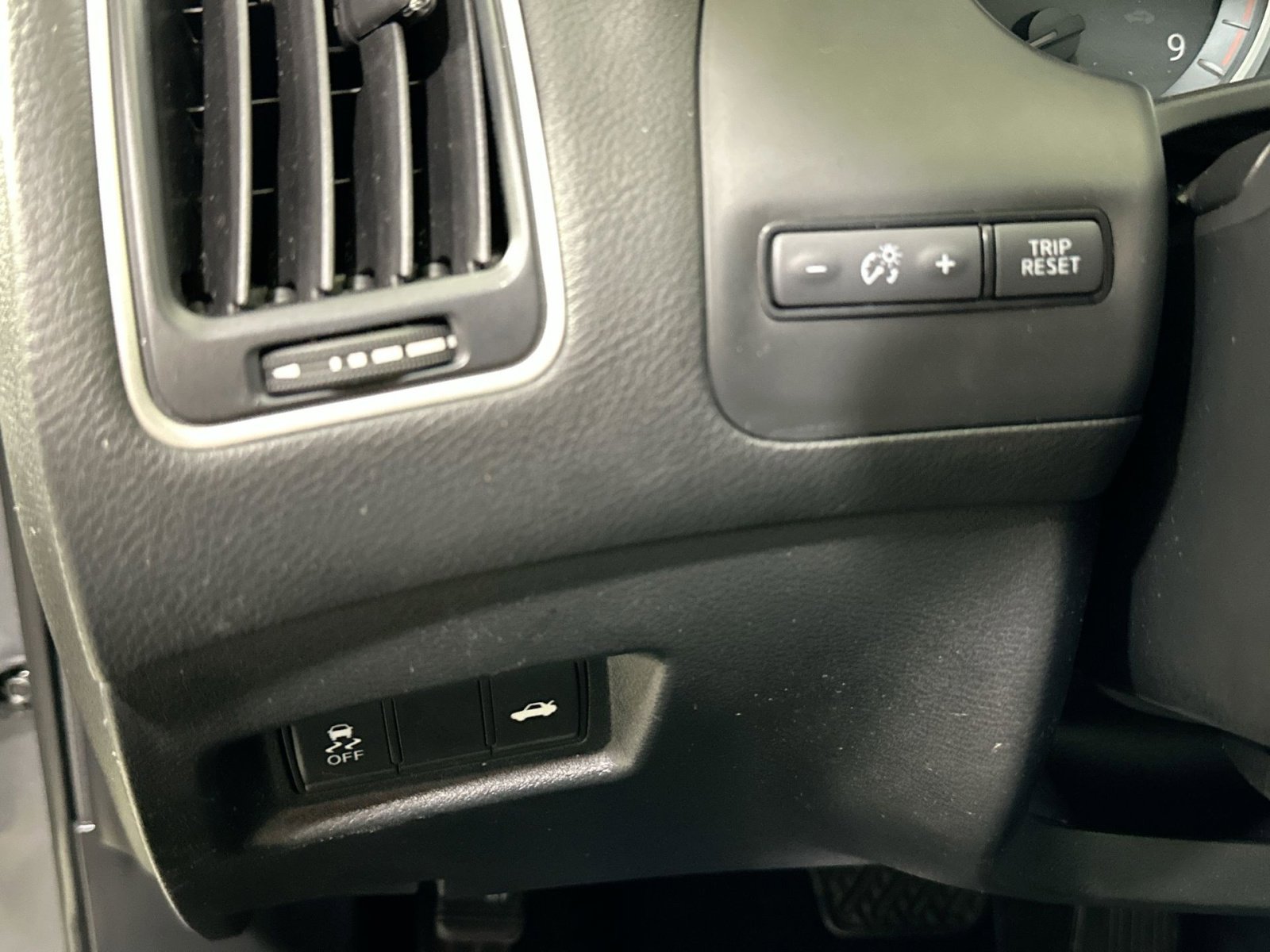 Used 2020 INFINITI Q50 Luxe image 17