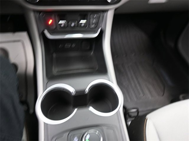 Used 2020 GMC Terrain SLE image 11