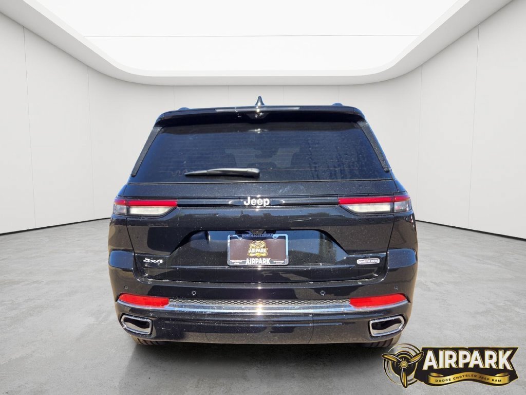 New 2025 Jeep Grand Cherokee Overland w/ Adv Protech Group III AWD/4WD image 5