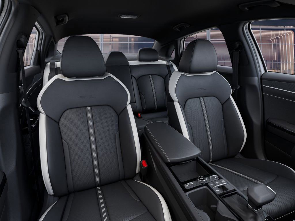 New 2025 Kia K5 GT-Line image 15