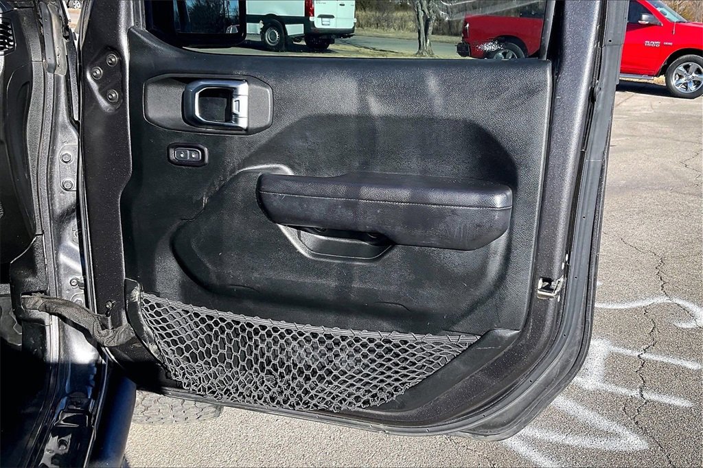 Used 2020 Jeep Gladiator Sport w/ Quick Order Package 24S image 23