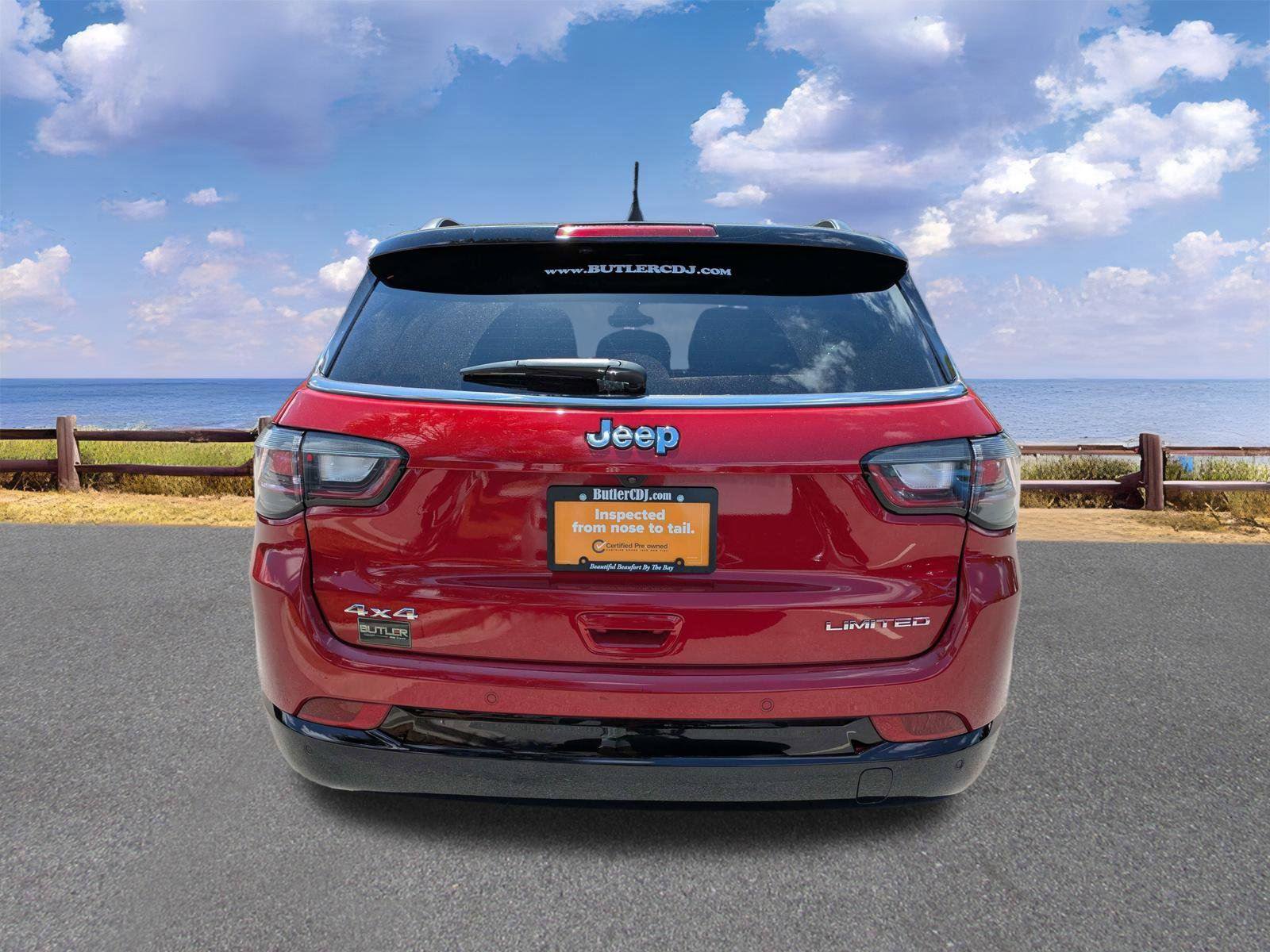Used 2025 Jeep Compass Limited w/ Elite Group AWD/4WD image 7