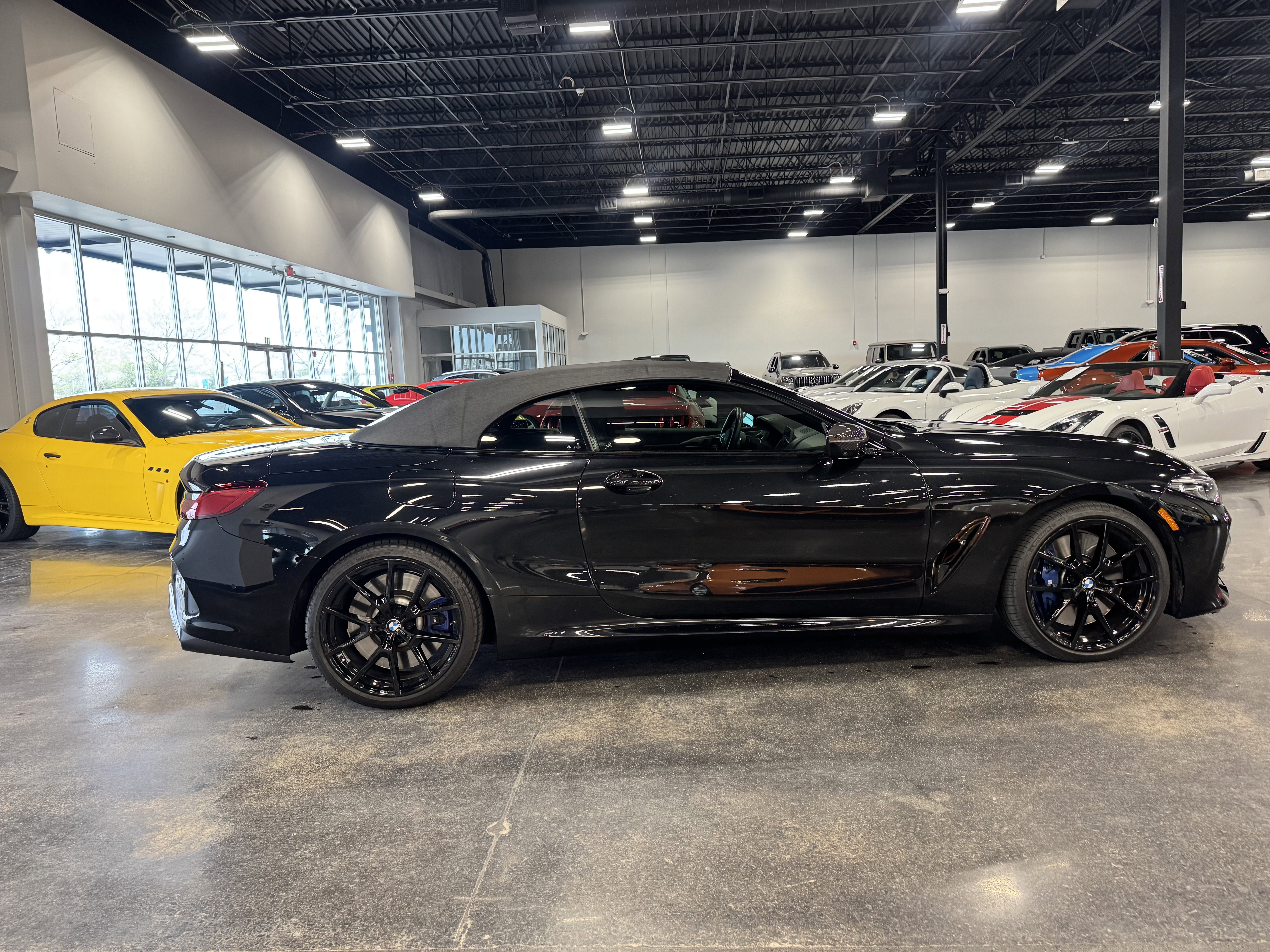 Used 2019 BMW M850i xDrive Convertible w/ M Carbon Exterior Package image 18