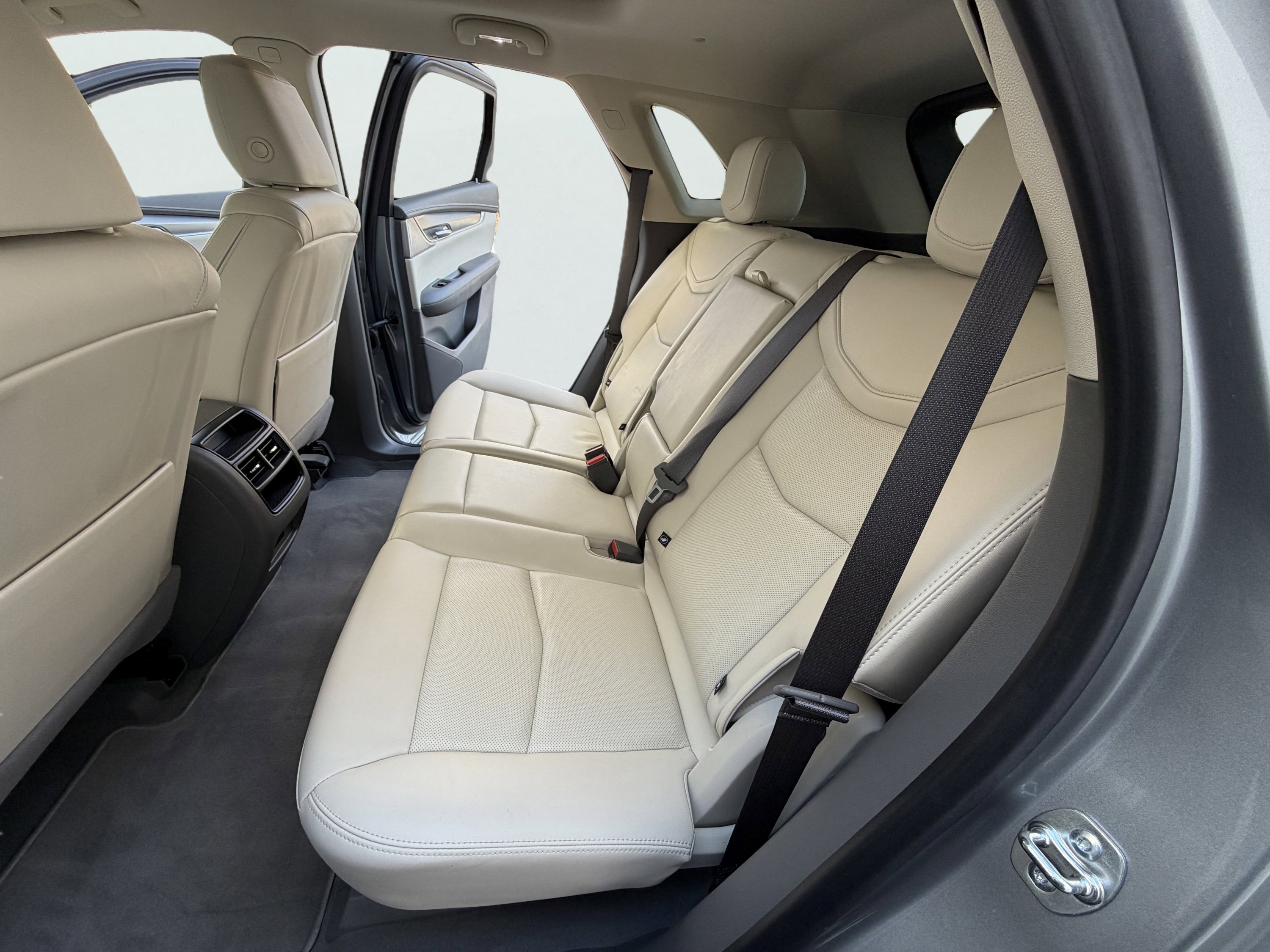 Used 2025 Cadillac XT5 Premium Luxury image 18