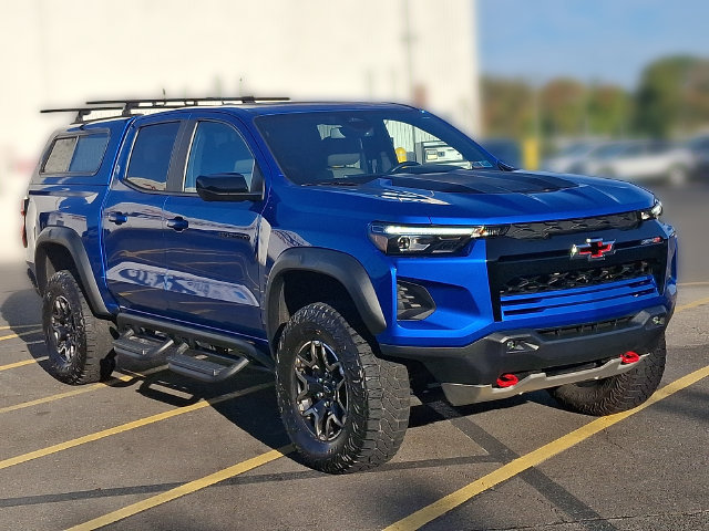 Certified 2023 Chevrolet Colorado ZR2 w/ ZR2 Convenience Package III AWD/4WD image 1