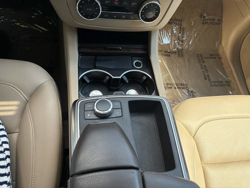 Used 2015 Mercedes-Benz ML 350 2WD image 33
