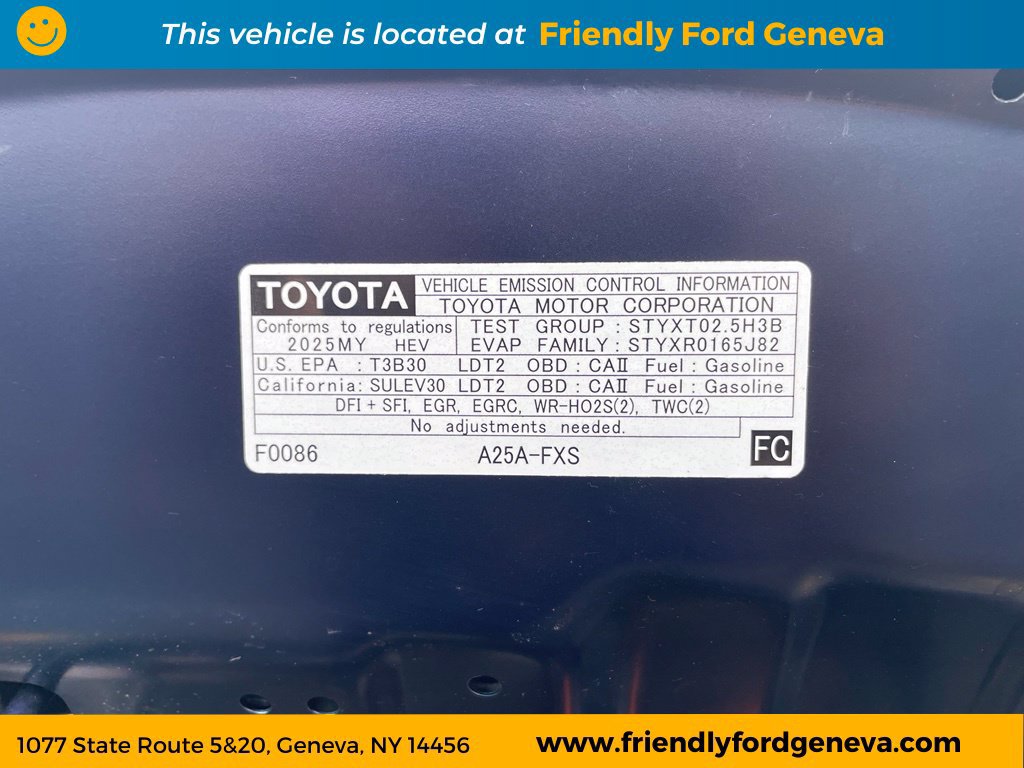 Used 2025 Toyota RAV4 XLE w/ Convenience Package AWD/4WD image 31