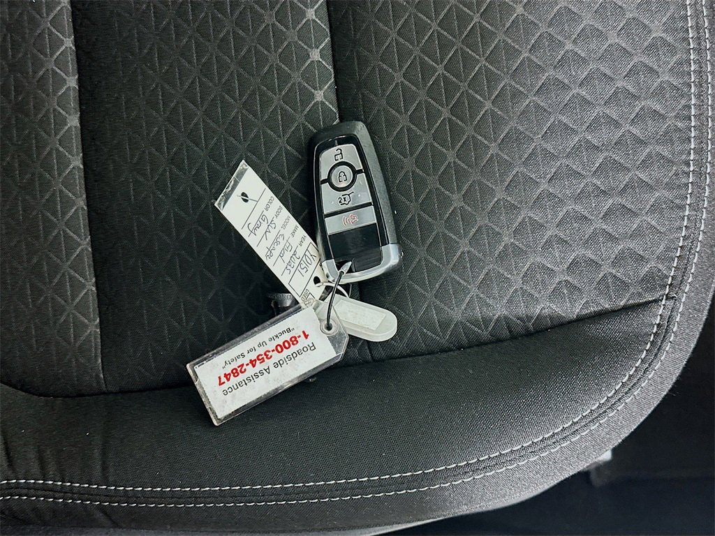 Used 2025 Ford Escape Active image 32