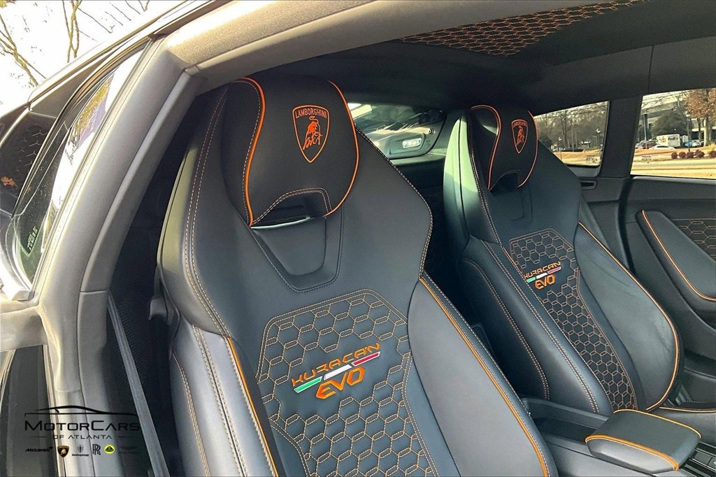 Used 2020 Lamborghini Huracan EVO image 27