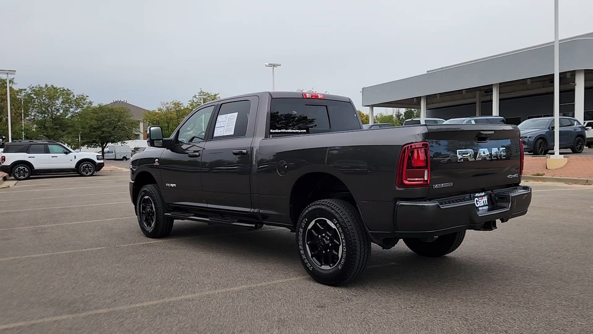 Used 2025 RAM 2500 Laramie AWD/4WD image 22