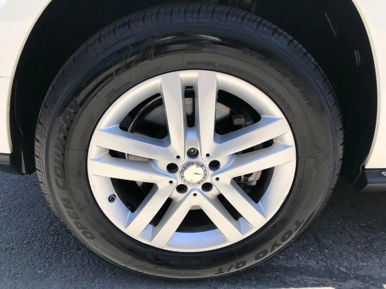 Used 2015 Mercedes-Benz GL 450 4MATIC image 11