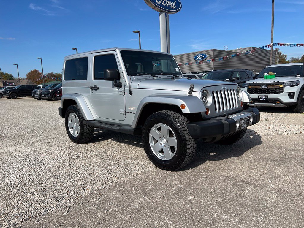 Used 2011 Jeep Wrangler Sahara w/ Trailer Tow Group AWD/4WD image 1
