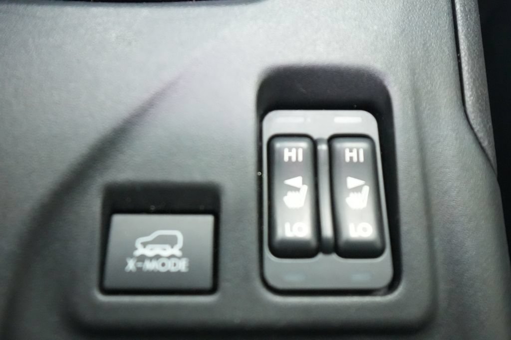 Used 2021 Subaru Crosstrek 2.5i Sport w/ Moonroof Package AWD/4WD image 29