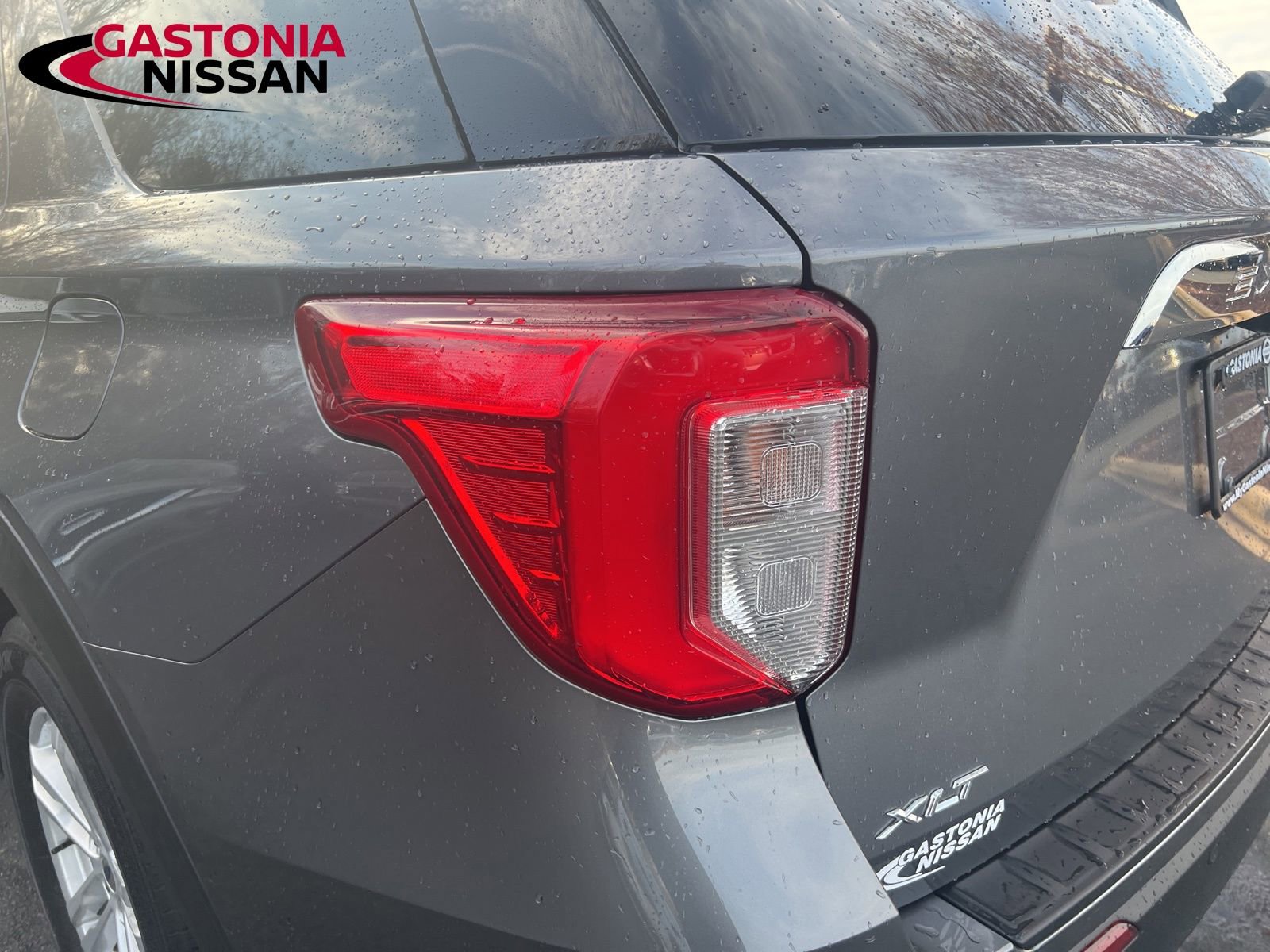 Used 2022 Ford Explorer XLT image 14