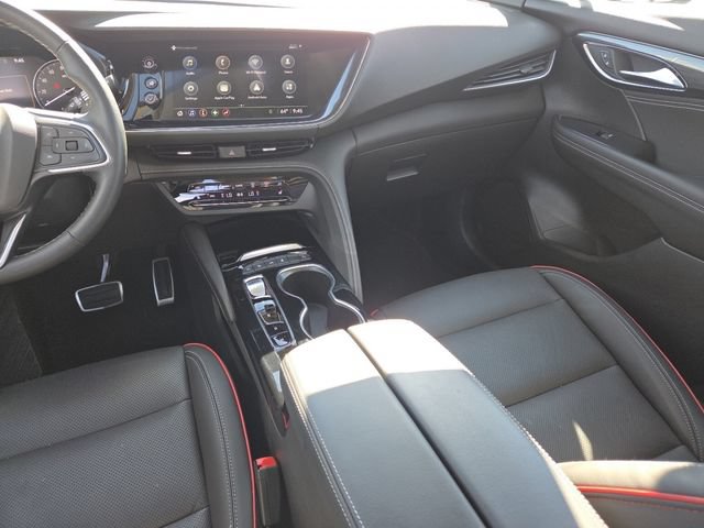 Used 2023 Buick Envision Essence w/ Sport Touring Package AWD/4WD image 32