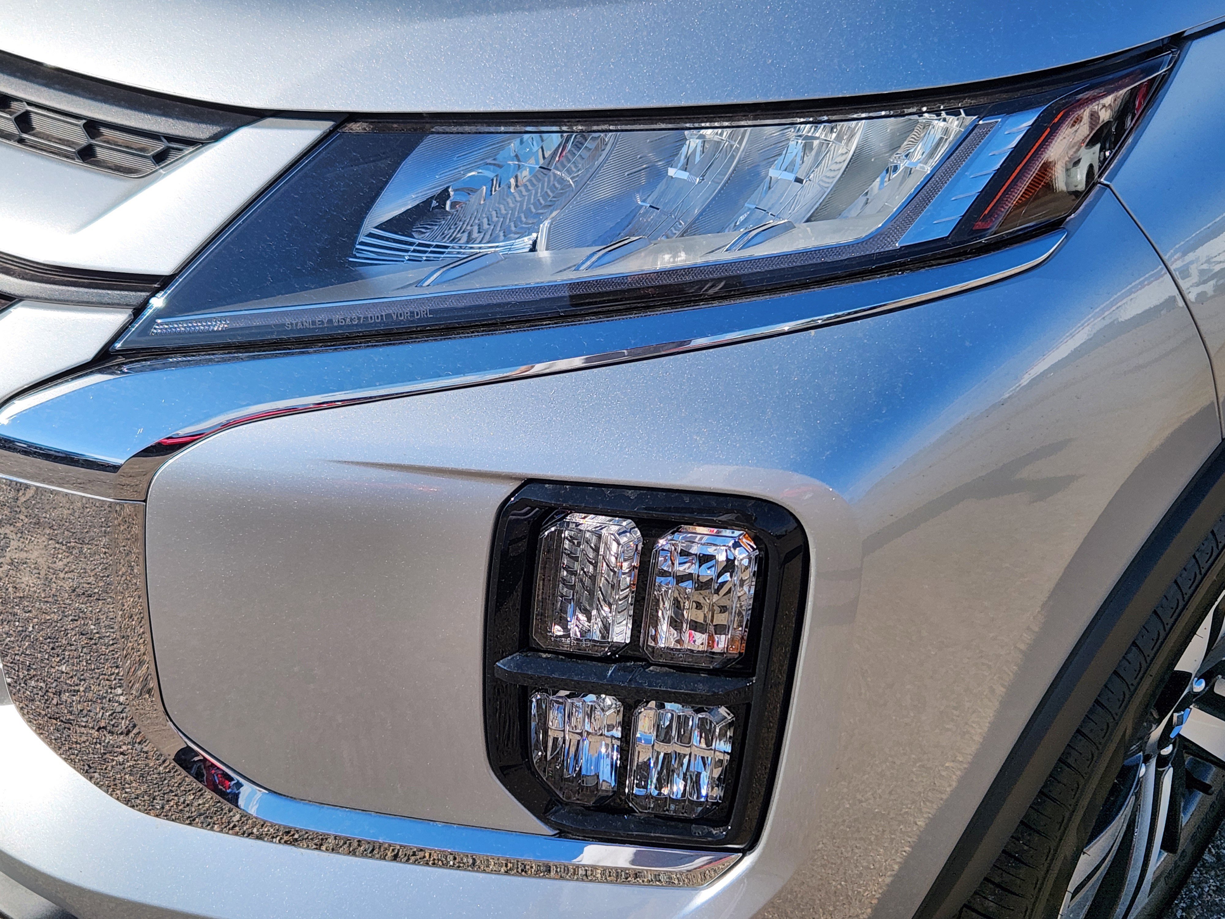 New 2025 Mitsubishi Outlander Sport ES image 5